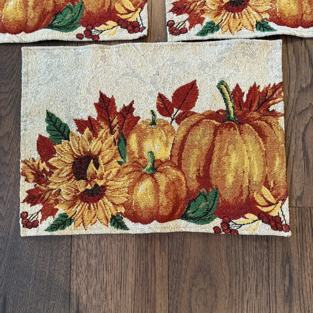 Vintage placemats designed with sunflower & pumpkins, set of 4
